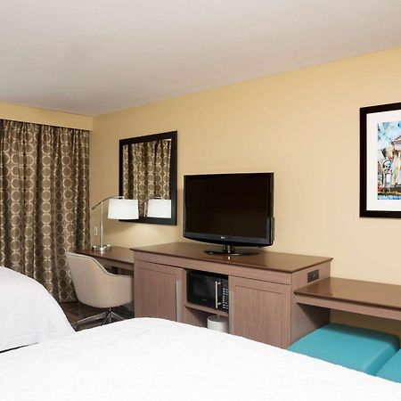 Hampton Inn & Suites Fremont Exteriér fotografie