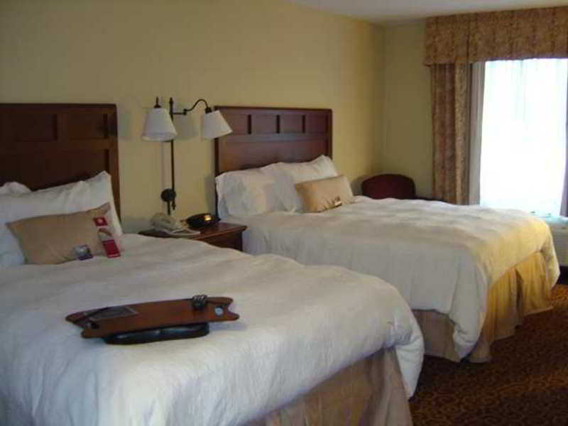 Hampton Inn & Suites Fremont Pokoj fotografie